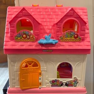 Little people dollhouse